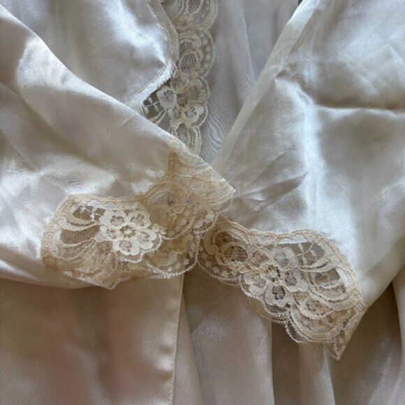 VTG 90s Victoria’s Secret Gold Label White Satin Lace Robe Bridal Boudoir S - Picture 6 of 11